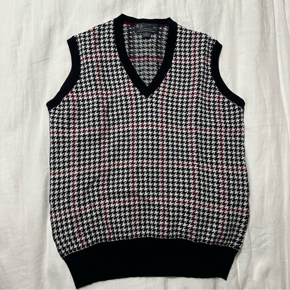 NWOT Brooks Brothers Sweater Vest Black White Purple M 2-PLY Scottish Cashmere